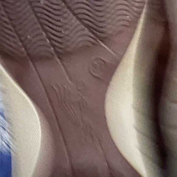 Women’s Dansko Slip Ons Size 37 Like New - Picture 5 of 5